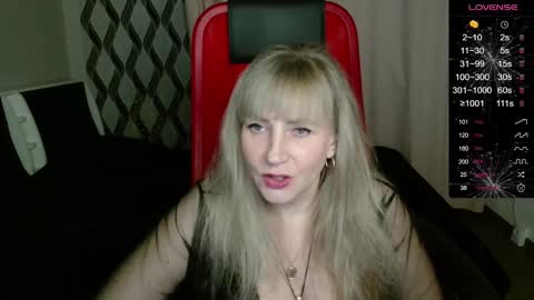 Snapshot of ganet469 chatting on November 16, 5:18 pm Janette online show from November 16, 5:18 pm