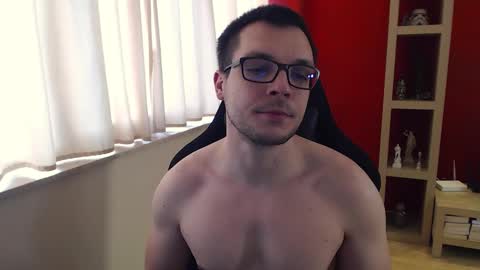 Snapshot of gangstalover8 chatting on December 14, 9:29 am GangstaLover online show from December 14, 9:29 am