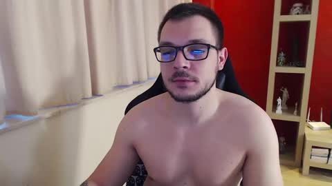 Snapshot of gangstalover8 chatting on December 29, 5:53 am GangstaLover online show from December 29, 5:53 am