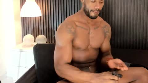 Alejo  online show from January 15, 7:50 pm