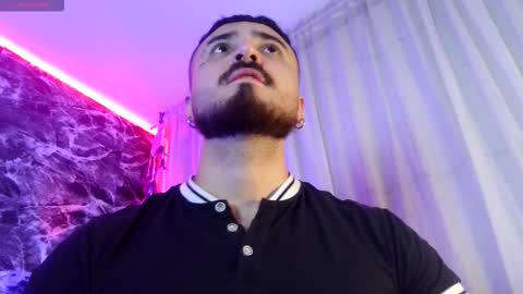 Chris  Dont forget to gift me thumb up Its very important to me and makes me happy AF  online show from October 15, 6:35 am