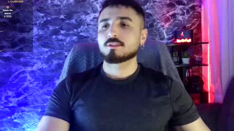 Chris  Dont forget to gift me thumb up Its very important to me and makes me happy AF  online show from October 16, 6:36 am