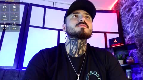 Chris  Dont forget to gift me thumb up Its very important to me and makes me happy AF  online show from December 22, 7:05 am