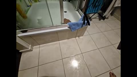 Snapshot of garbis11 chatting on October 15, 2:50 pm garbis11 online show from October 15, 2:50 pm