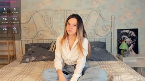 Snapshot of garden_flower chatting on January 9, 4:28 pm Violla online show from January 9, 4:28 pm