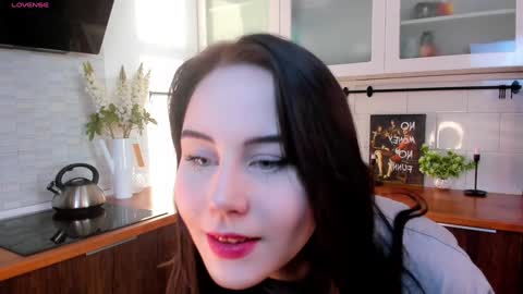 Snapshot of garden_flower chatting on February 7, 3:45 am Violla online show from February 7, 3:45 am