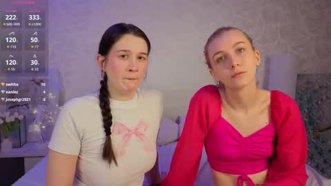 Snapshot of garden_flower chatting on November 19, 3:17 am Violla online show from November 19, 3:17 am