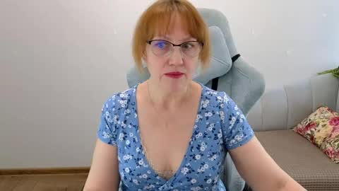 Ava online show from May 15, 10:44 am