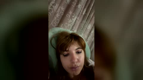 gata_cat online show from April 24, 1:19 am