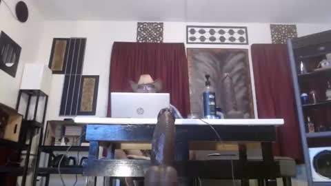 gatewaylaptop2019 online show from April 8, 9:37 pm