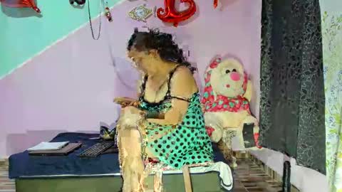 Snapshot of gaticahot001 chatting on January 11, 12:01 am Diana online show from January 11, 12:01 am