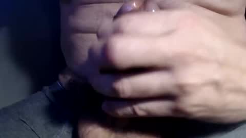 gatinhow82 online show from March 8, 9:51 pm