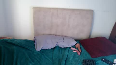 gatita13333321 online show from March 31, 1:00 pm