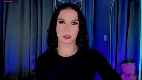 Snapshot of gatitavenecis1 chatting on January 3, 8:32 am Vnecis Marn online show from January 3, 8:32 am