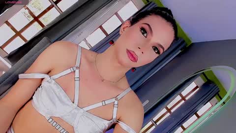 Snapshot of gatitavenecis1 chatting on January 9, 3:12 pm Vnecis Marn online show from January 9, 3:12 pm