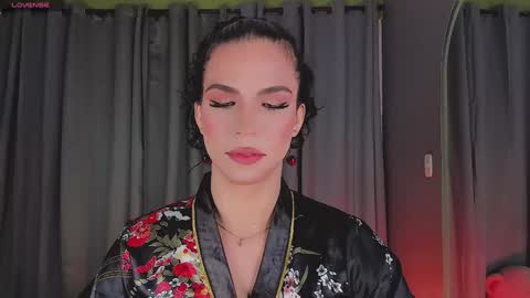 Snapshot of gatitavenecis1 chatting on January 13, 11:30 am Vnecis Marn online show from January 13, 11:30 am