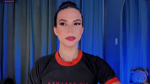 Snapshot of gatitavenecis1 chatting on January 15, 12:47 pm Vnecis Marn online show from January 15, 12:47 pm