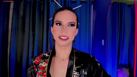 Snapshot of gatitavenecis1 chatting on January 28, 3:04 pm Vnecis Marn online show from January 28, 3:04 pm