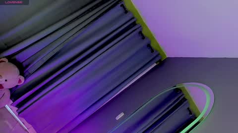 Snapshot of gatitavenecis1 chatting on February 8, 10:08 pm Vnecis Marn online show from February 8, 10:08 pm