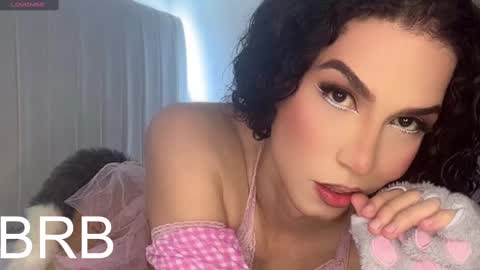 Snapshot of gatitavenecis1 chatting on March 2, 8:40 pm Vnecis Marn online show from March 2, 8:40 pm