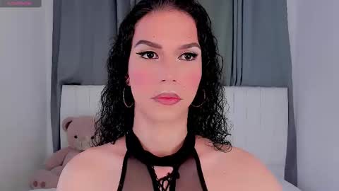 Snapshot of gatitavenecis1 chatting on September 19, 12:06 pm Vnecis Marn online show from September 19, 12:06 pm