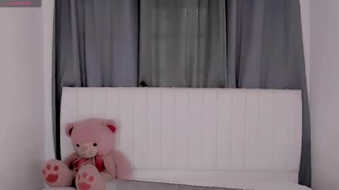 Snapshot of gatitavenecis1 chatting on September 21, 12:07 pm Vnecis Marn online show from September 21, 12:07 pm