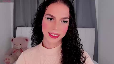 Snapshot of gatitavenecis1 chatting on September 25, 4:11 pm Vnecis Marn online show from September 25, 4:11 pm