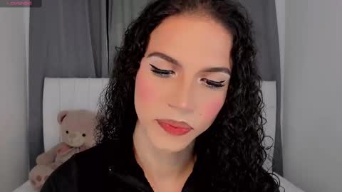 Snapshot of gatitavenecis1 chatting on October 2, 2:46 pm Vnecis Marn online show from October 2, 2:46 pm