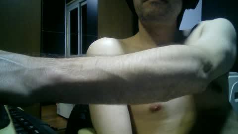 Snapshot of gauchors21 chatting on July 19, 3:21 am gauchors21 online show from July 19, 3:21 am