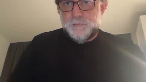 Snapshot of gaulis72 chatting on January 14, 10:03 pm gaulis72 online show from January 14, 10:03 pm