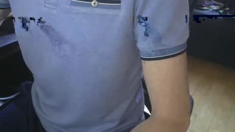 Snapshot of gay_slave_on_cam chatting on February 21, 10:38 am gay slave on cam online show from February 21, 10:38 am