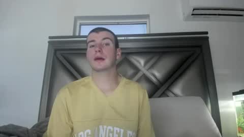 Snapshot of gayndepressed chatting on November 2, 11:51 pm Trace online show from November 2, 11:51 pm