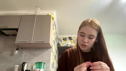 Lana online show from April 9, 11:37 am