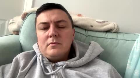 Snapshot of gaz101993 chatting on November 10, 9:52 am GazP online show from November 10, 9:52 am