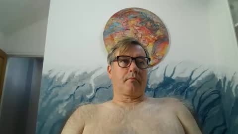 Snapshot of gazzaboy123 chatting on October 5, 9:18 am gazzaboy123 online show from October 5, 9:18 am