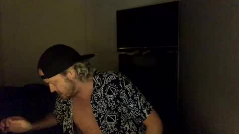 Snapshot of gcsurfer81 chatting on March 4, 8:57 am gcsurfer81 online show from March 4, 8:57 am