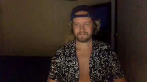 Snapshot of gcsurfer81 chatting on March 10, 8:15 am gcsurfer81 online show from March 10, 8:15 am