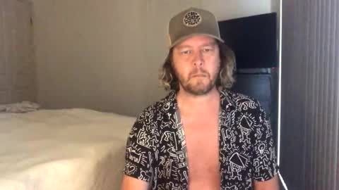 Snapshot of gcsurfer81 chatting on September 15, 11:05 pm gcsurfer81 online show from September 15, 11:05 pm