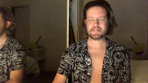 Snapshot of gcsurfer81 chatting on July 14, 10:21 am gcsurfer81 online show from July 14, 10:21 am
