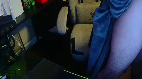 Snapshot of gd_mysterydick chatting on February 21, 6:31 pm gd_mysterydick online show from February 21, 6:31 pm