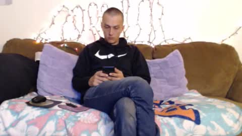 G online show from November 15, 3:08 pm