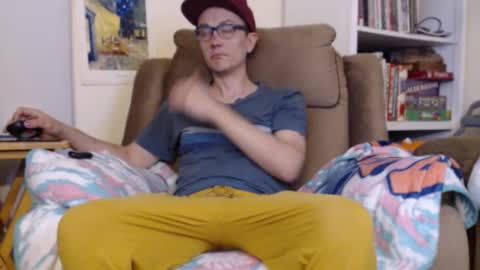 G online show from November 30, 11:31 pm