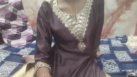 Snapshot of gejalaskshmi chatting on May 25, 6:03 pm gejalaskshmi online show from May 25, 6:03 pm