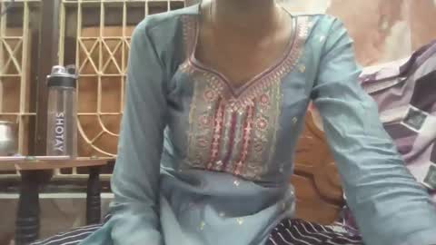 Snapshot of gejalaskshmi chatting on May 26, 7:21 pm gejalaskshmi online show from May 26, 7:21 pm