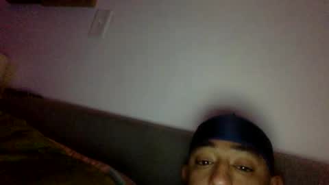 Snapshot of gem6969_ chatting on December 16, 6:07 am gem6969_ online show from December 16, 6:07 am