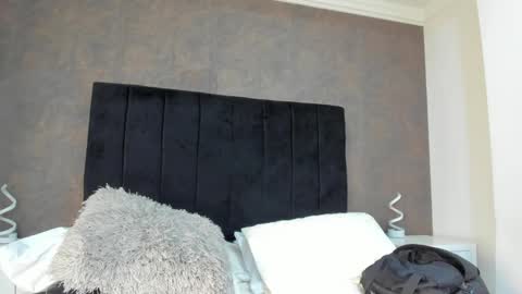 Snapshot of gemarodriguez_ chatting on February 19, 8:22 am Gemma online show from February 19, 8:22 am