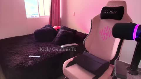 geminis11 online show from November 22, 9:47 pm