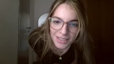 Gemma online show from July 6, 3:03 pm