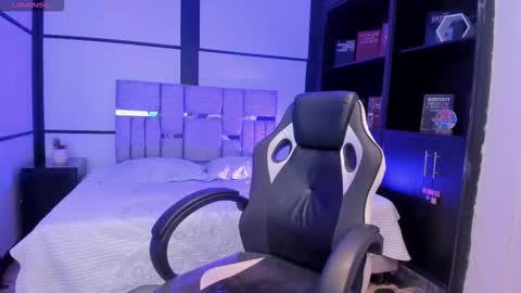 Snapshot of gemmabrown_ chatting on February 20, 1:00 pm gemmabrown_ online show from February 20, 1:00 pm