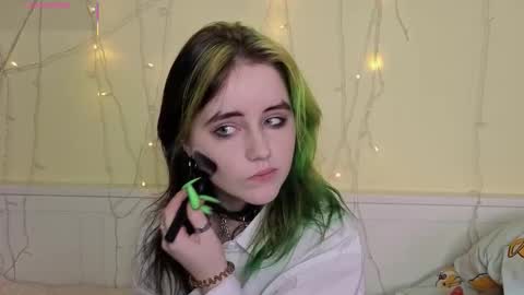 Ilona online show from October 8, 7:11 pm